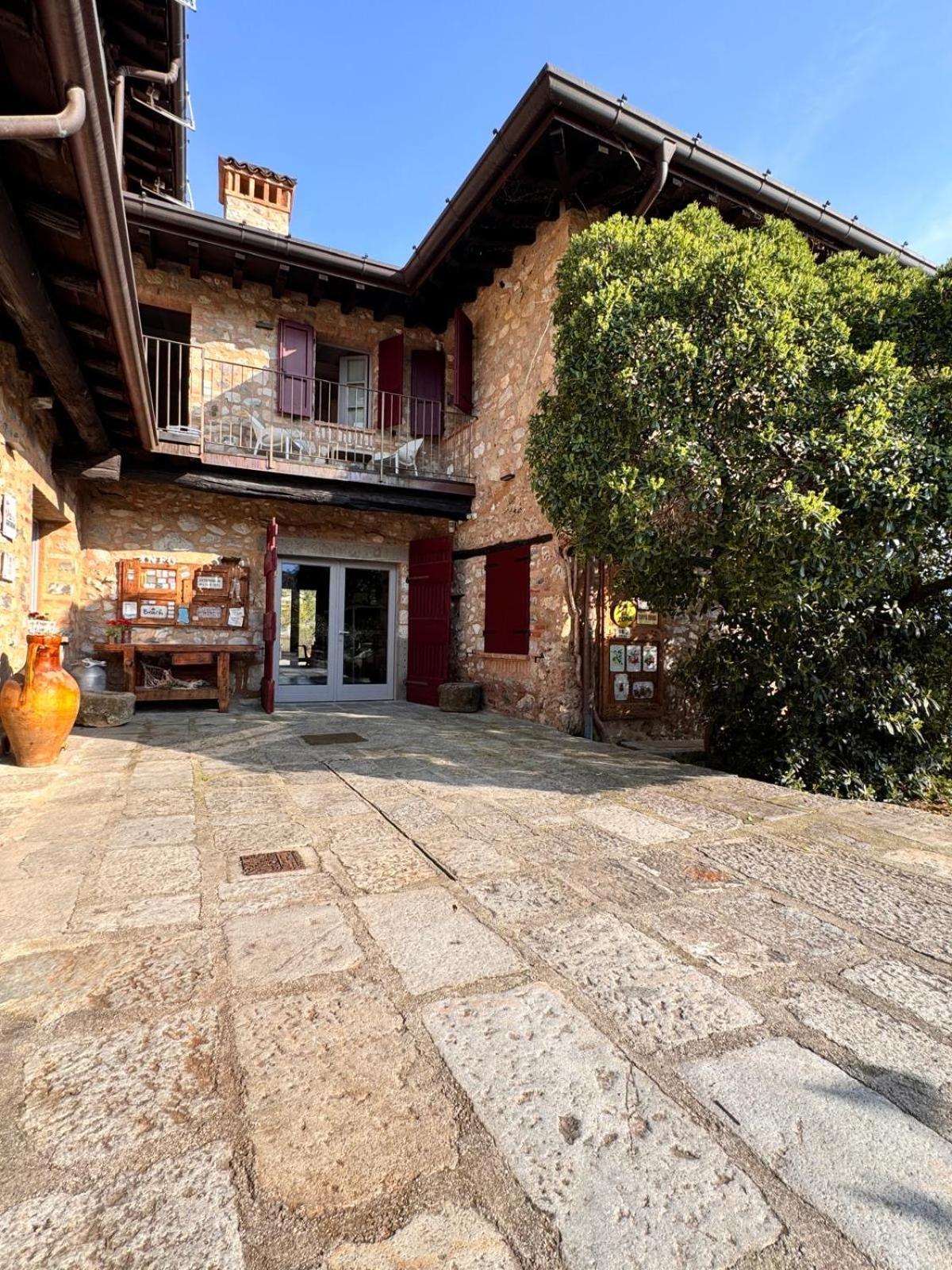 Agriturismo Cascina Carai Marone Exterior foto