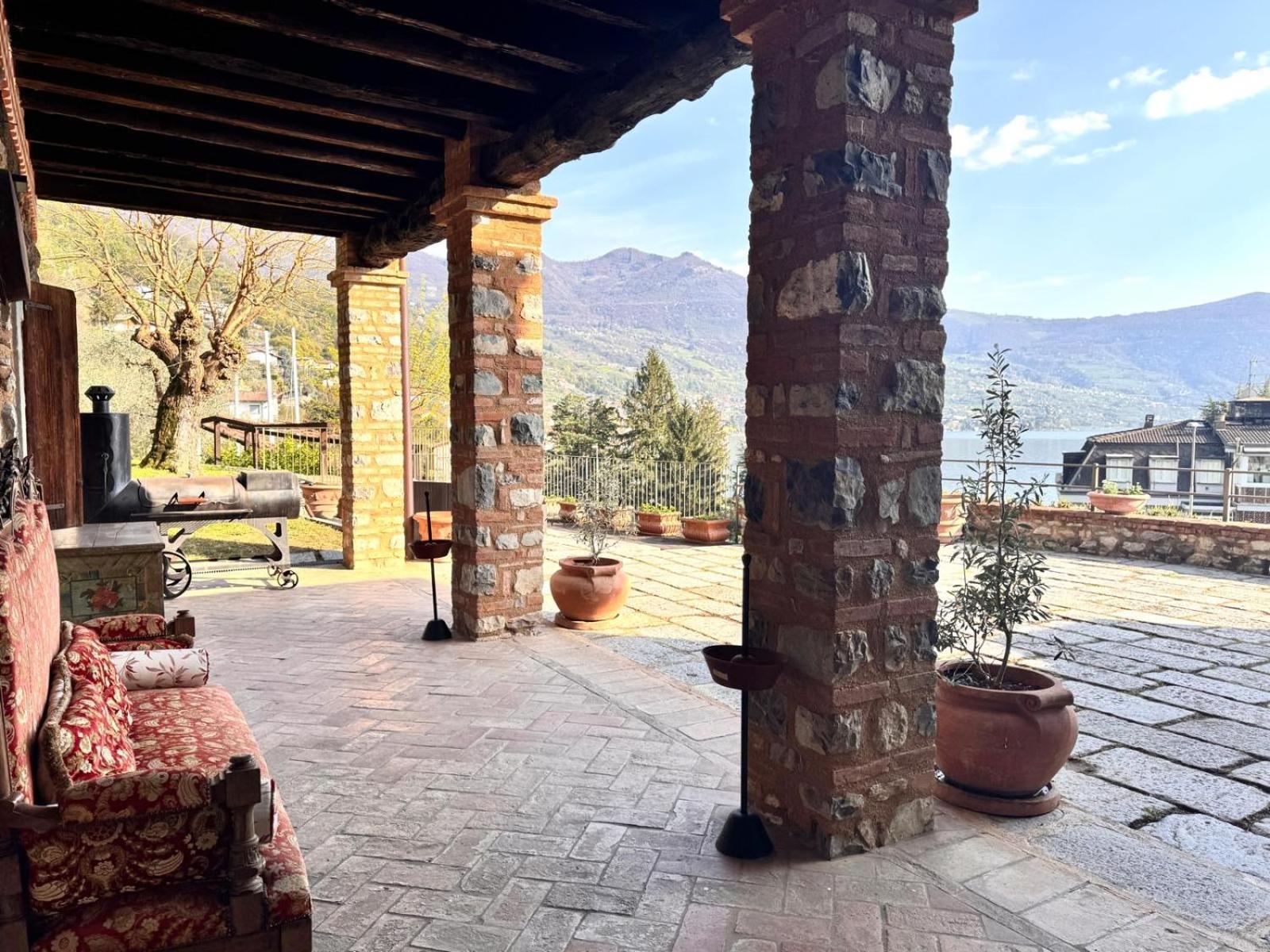 Agriturismo Cascina Carai Marone Exterior foto
